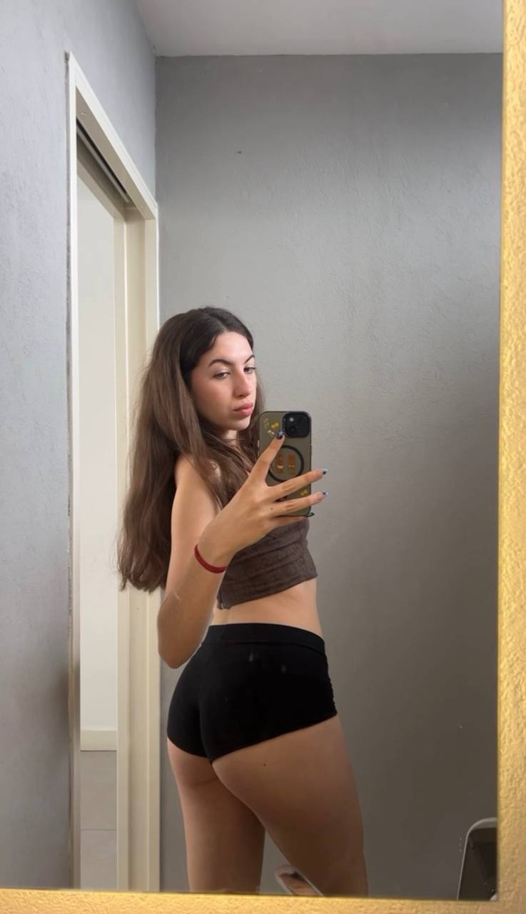 Amber in her underwear in Virginia Beach