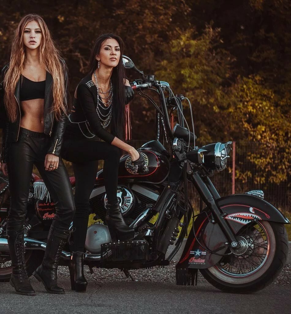 Beautiful girls and bikes in Virginia Beach